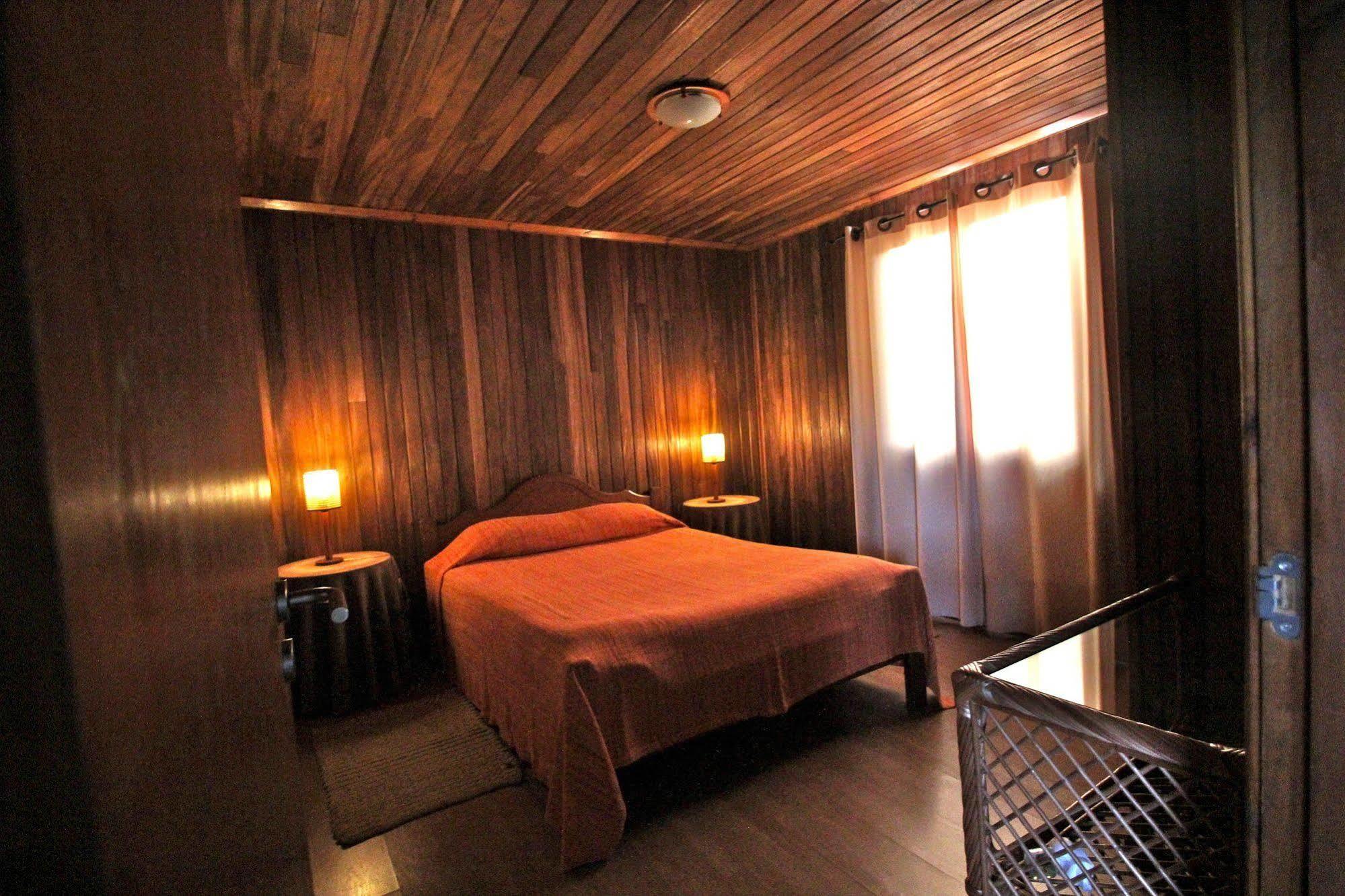 Farm stay Bio Quinta Do Pantano, Agro Turismo Santo Antonio da Serra